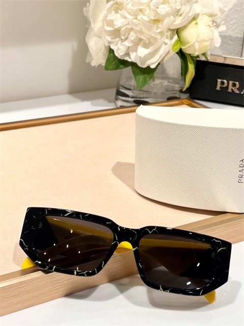 prada sunglass-504